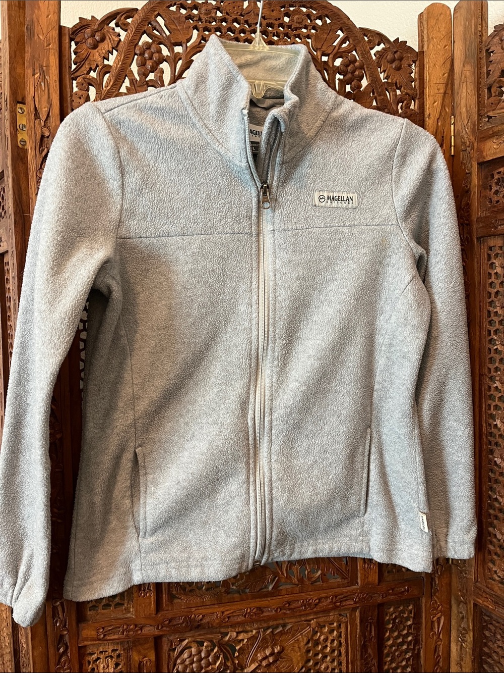 Magellan Outdoors Kids' Light Gray Full-Zip Fleece Jacket